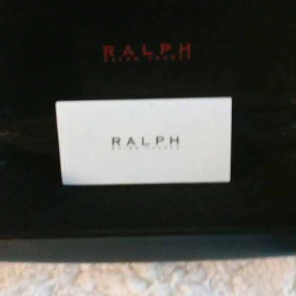 Case - Picture 3 of 3